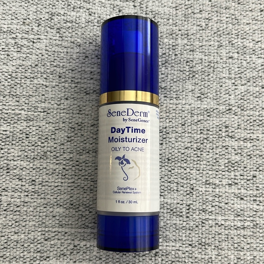 SeneGence Daytime Moisturizer- Oily to Acne